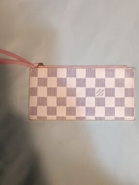 Louis Vuitton Cream Damier Azur Wristlet Clutch
